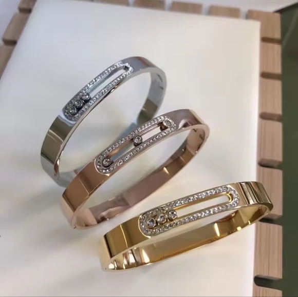 Elegant Rouse Gold Women's Bracelet - Picture 3 of 3